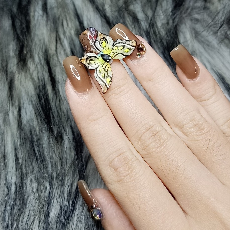 Bướm 5D sắc nét đính móng B01