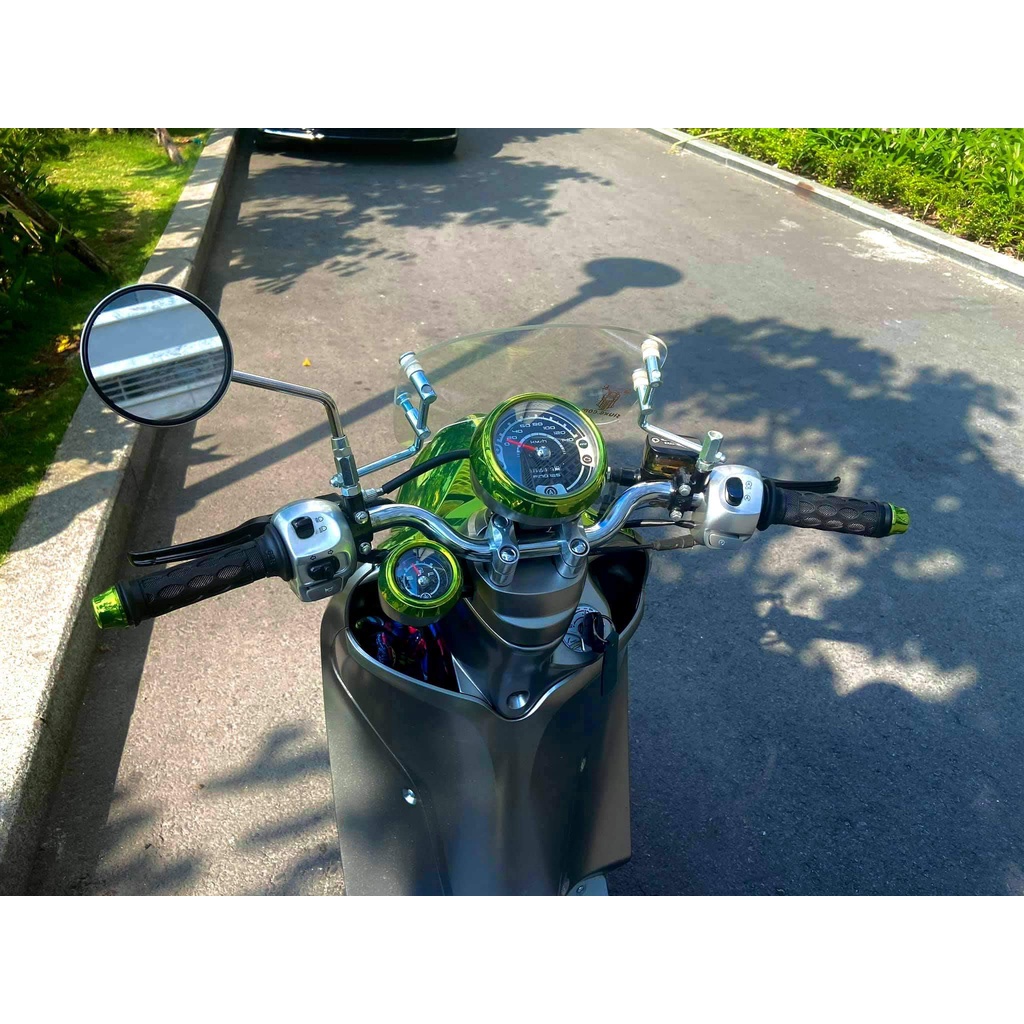 Kính chắn gió Yamaha Cuxxi