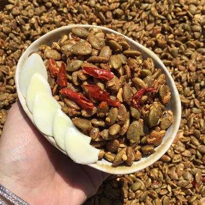 Hạt bí tỏi ớt - cực ngon 100g