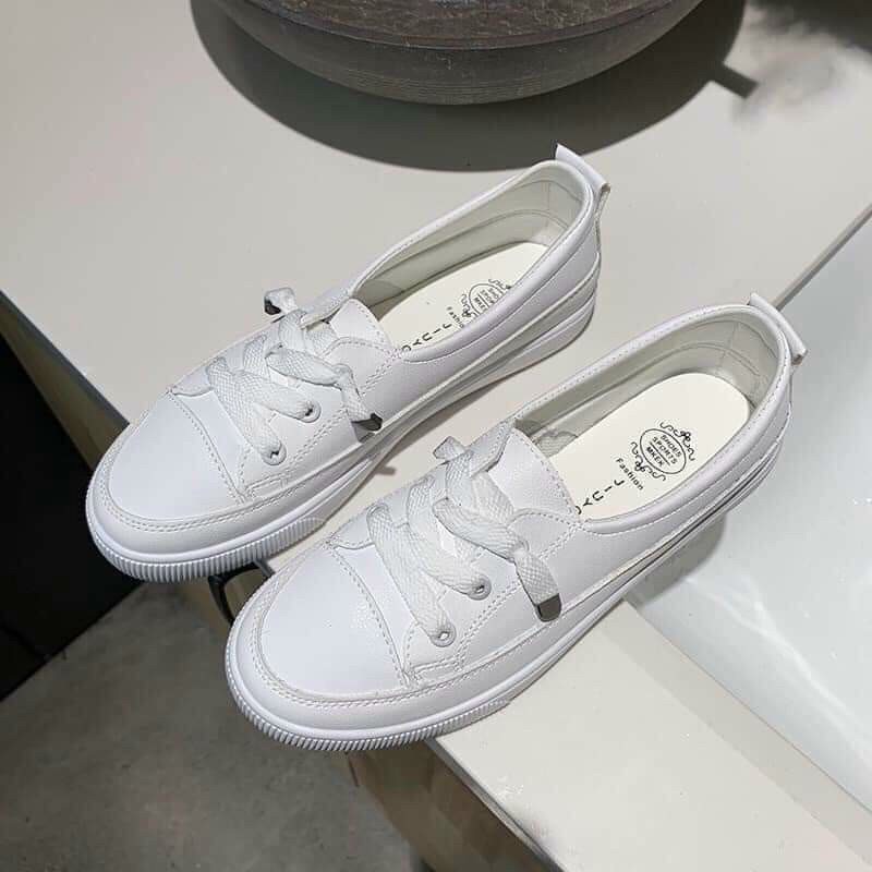GIÀY SLIPON NỮ BA KHUY MẪU MỚI