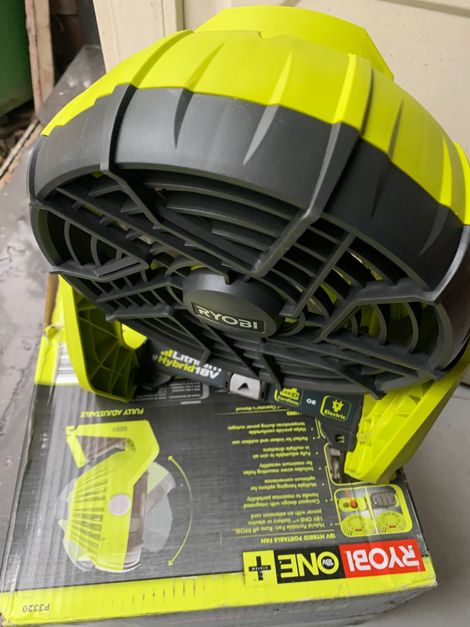 [HCM]Quạt ryobi 18v thân máy