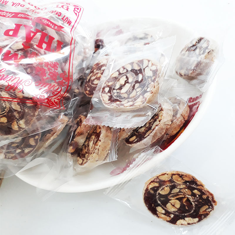 Mứt chuối béo cuộn bánh tráng 500g