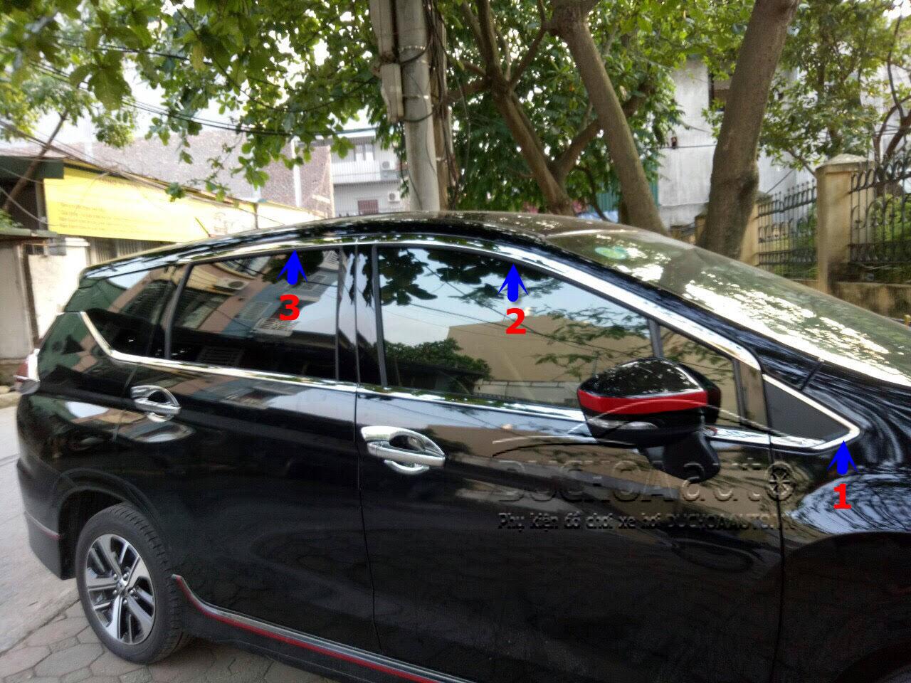 Viền inox cong kính Mitsubishi Xpander bản AT