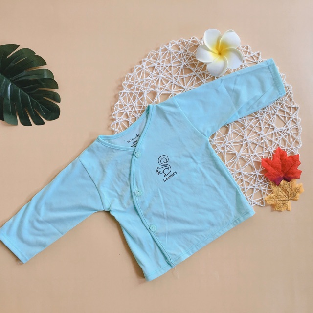 Áo dài tay cotton cho bé sơ sinh, khuy lệch - A2