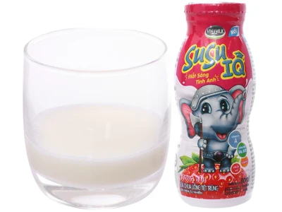 Lốc 6 chai sữa chua uống dâu SuSu IQ 80ml