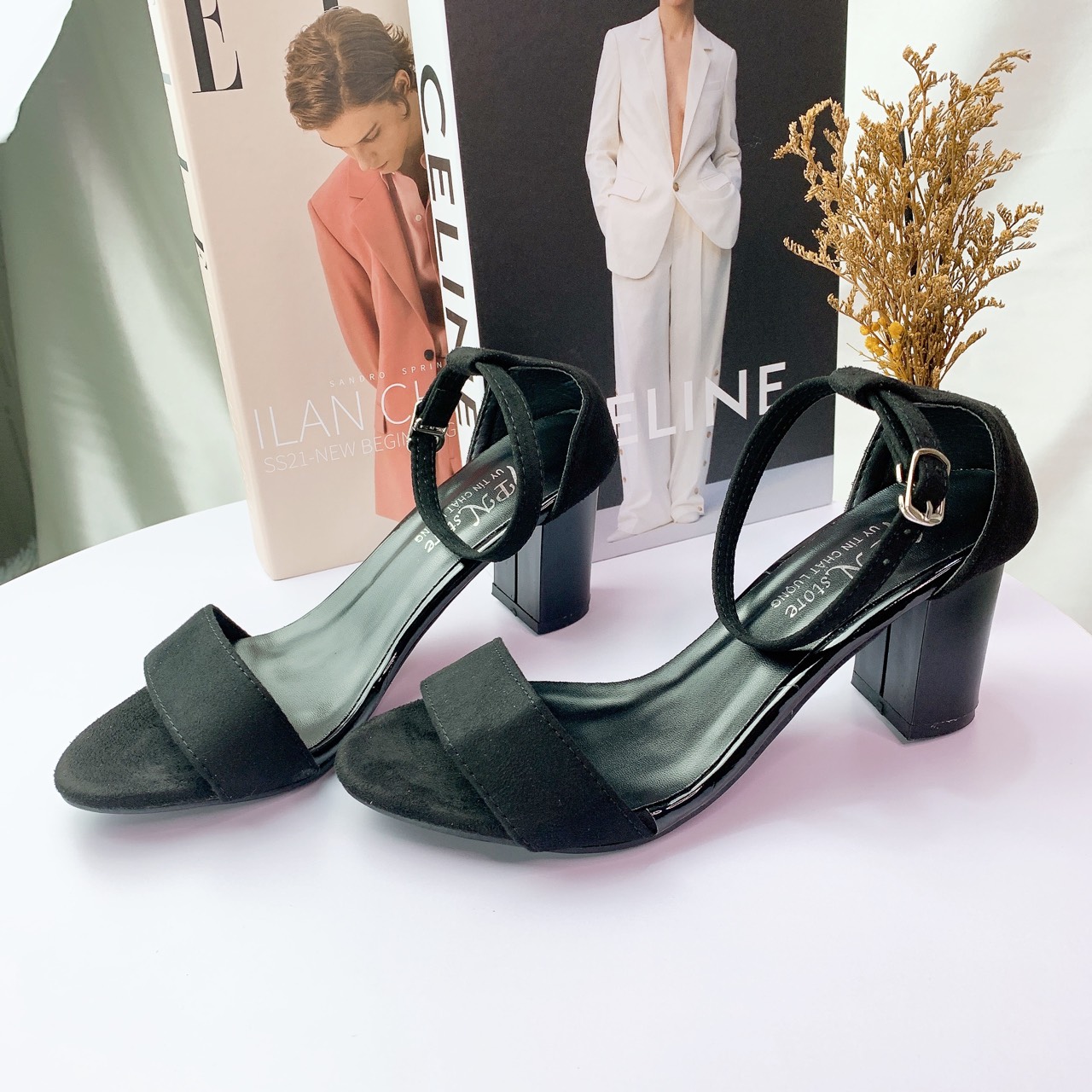 Giày cao gót, giày sandal nữ cao gót vuông 7p quai bản ngang nhung phong cách đơn giản - SD13 ảnh thật