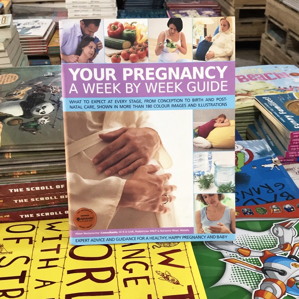 Sách - Your Pregnancy Week by Week Guide Book