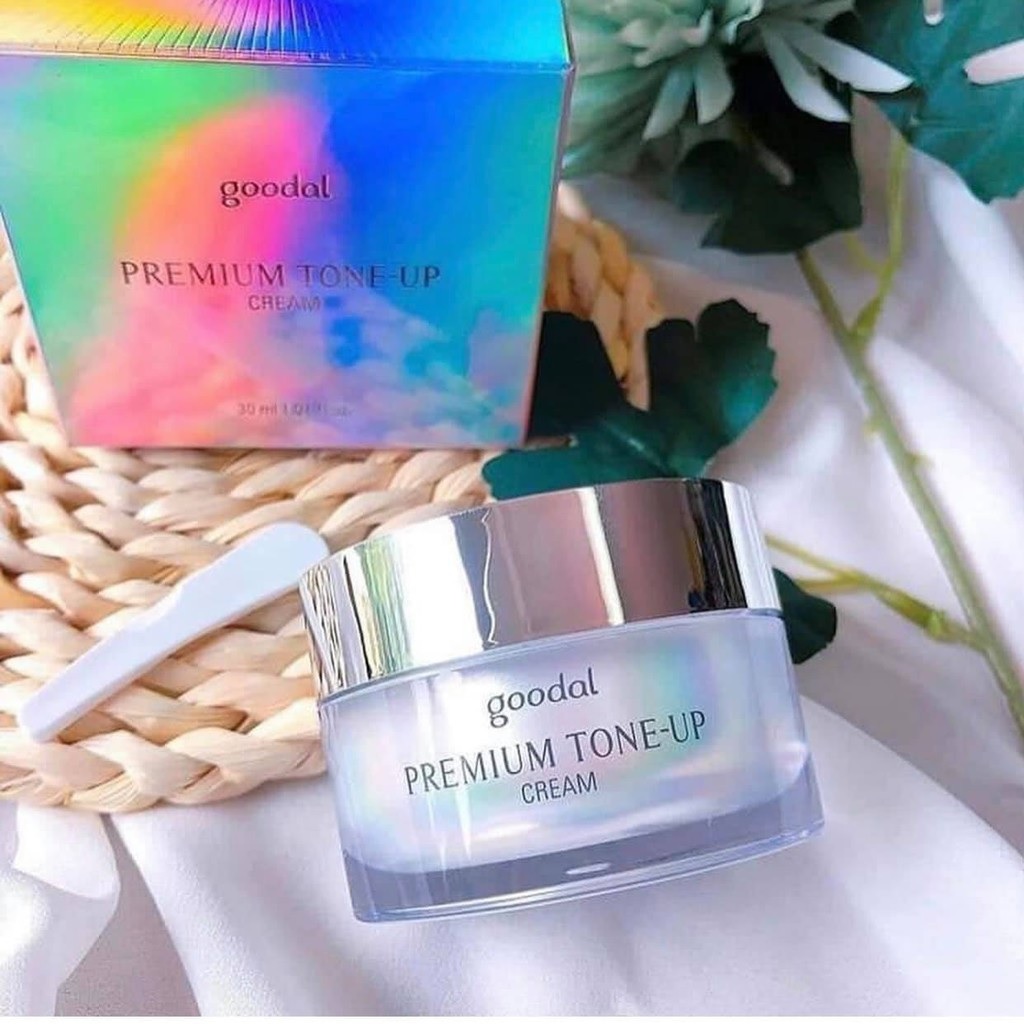 Kem Dưỡng Trắng, Nâng Tone Da Goodal Premium Tone Up Cream