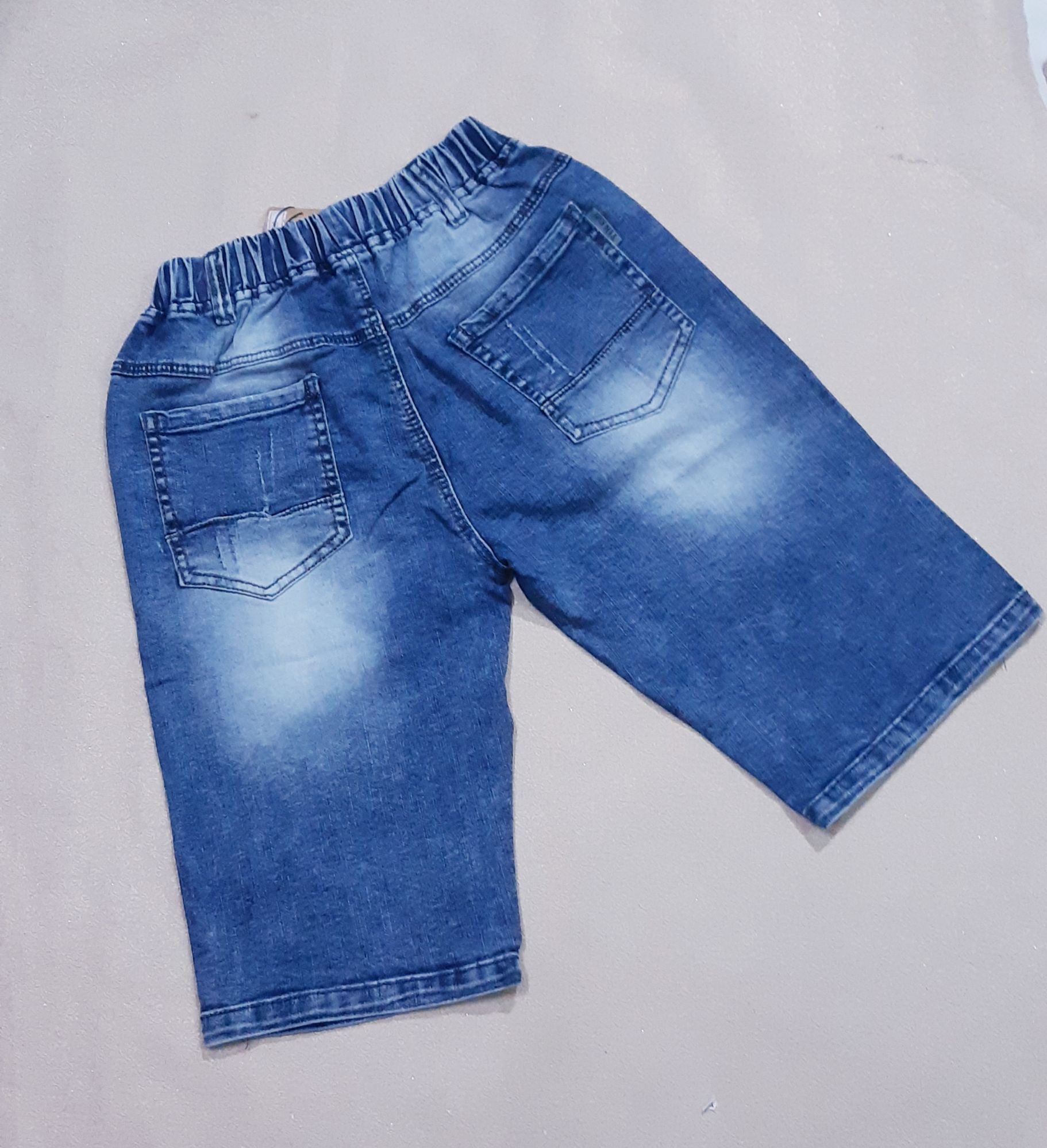 Quần jean lửng cho bé size đại