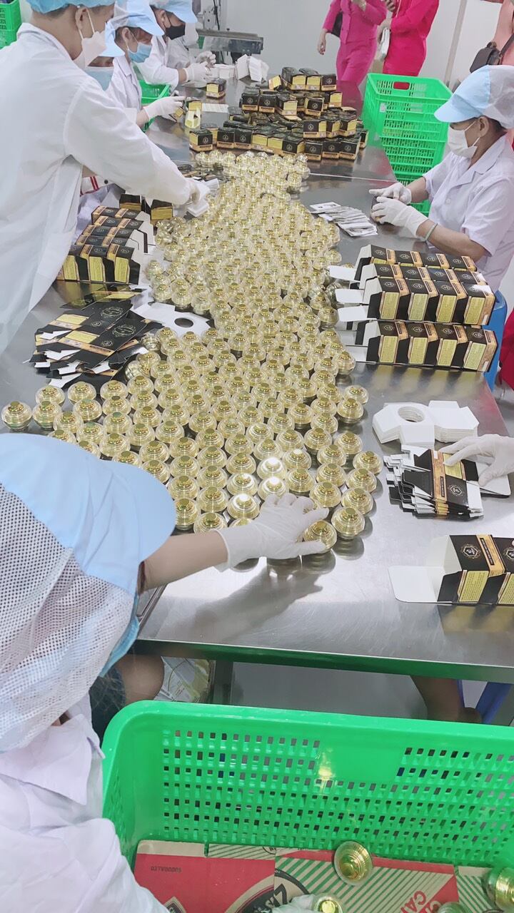 Kem chuyên Mụn HUỲNH ĐỖ