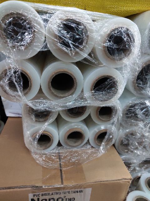Màng quấn PE -50cm- 2kg lõi mỏng 0.3kg