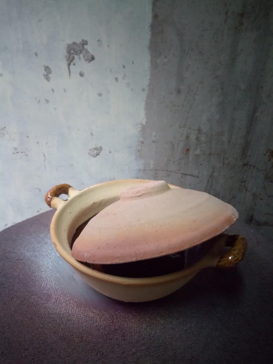 [HCM]Nồi đất trán men lớn 10*20 cm ( không nấu )