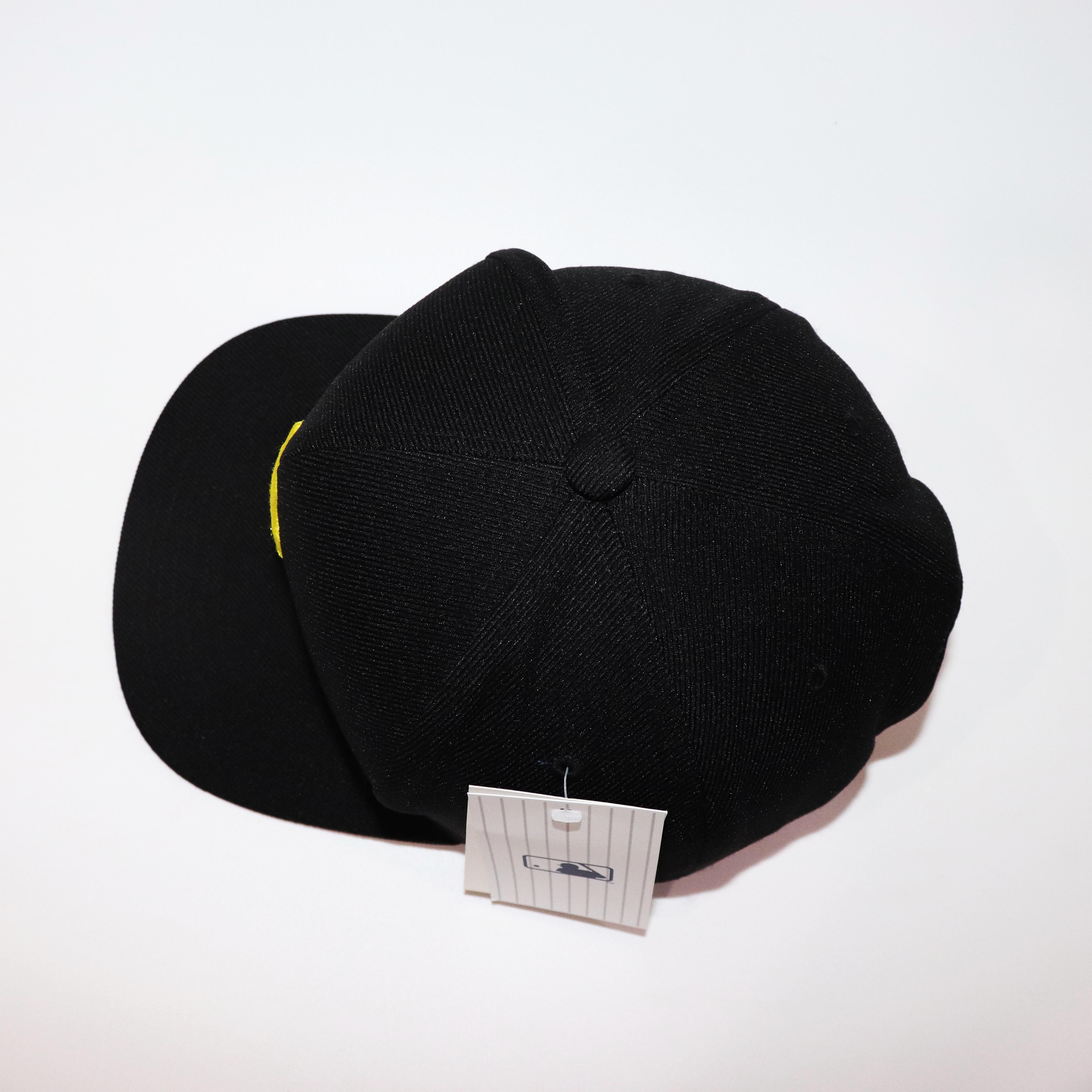 Nón Snapback NHS P001 Chữ P Nghệ Thuật .