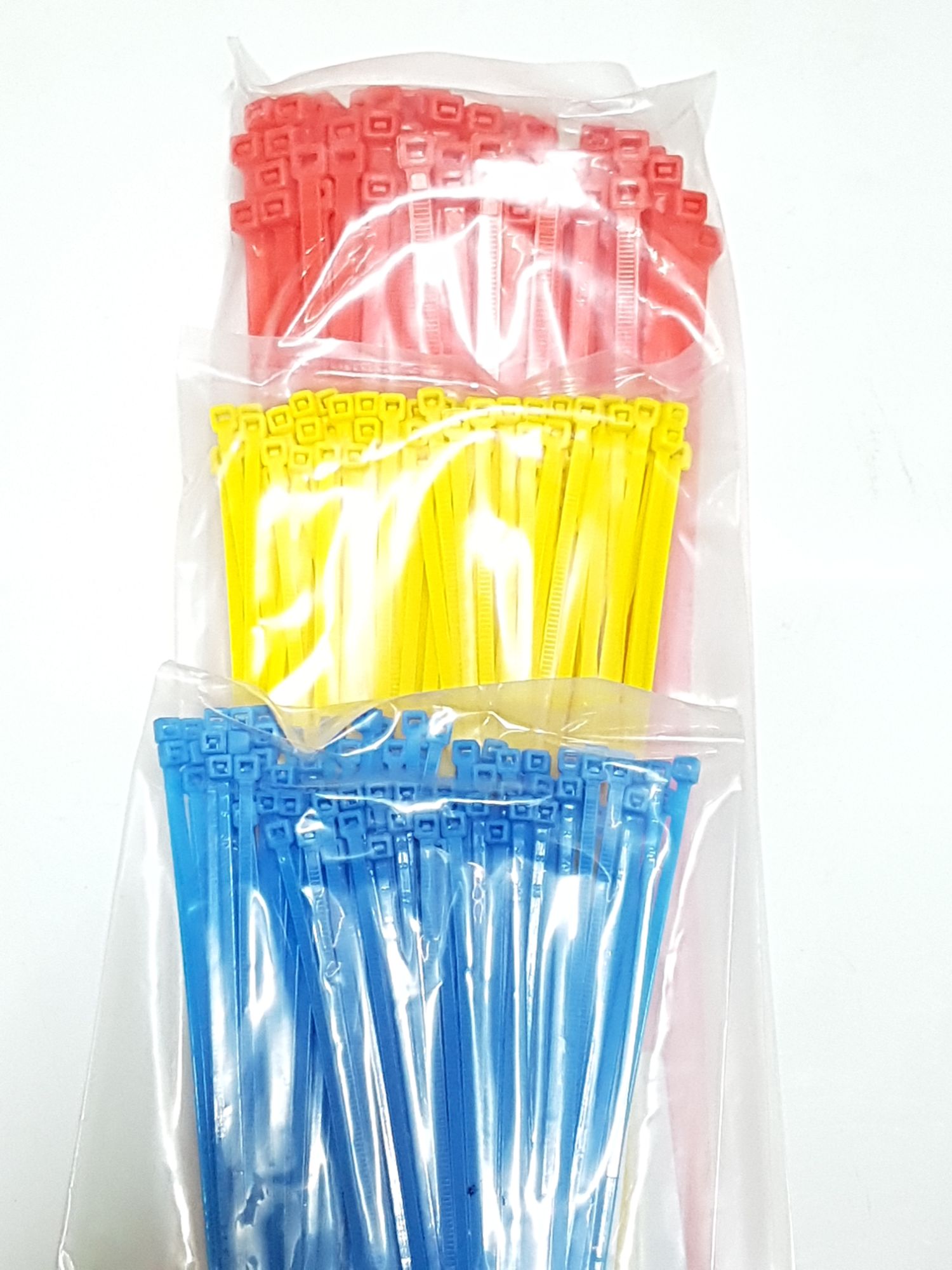 DÂY GÚT MÀU -10+25+30CM =3 .BỊCH