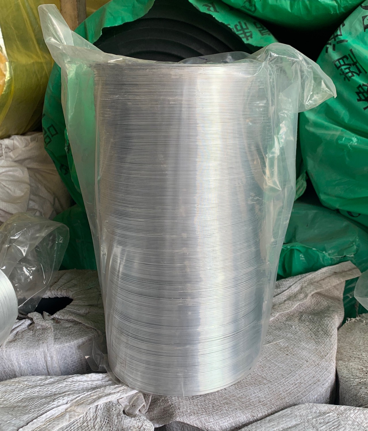 Ống bạc thông gió không bảo ôn - D125 (1 ống 8m)