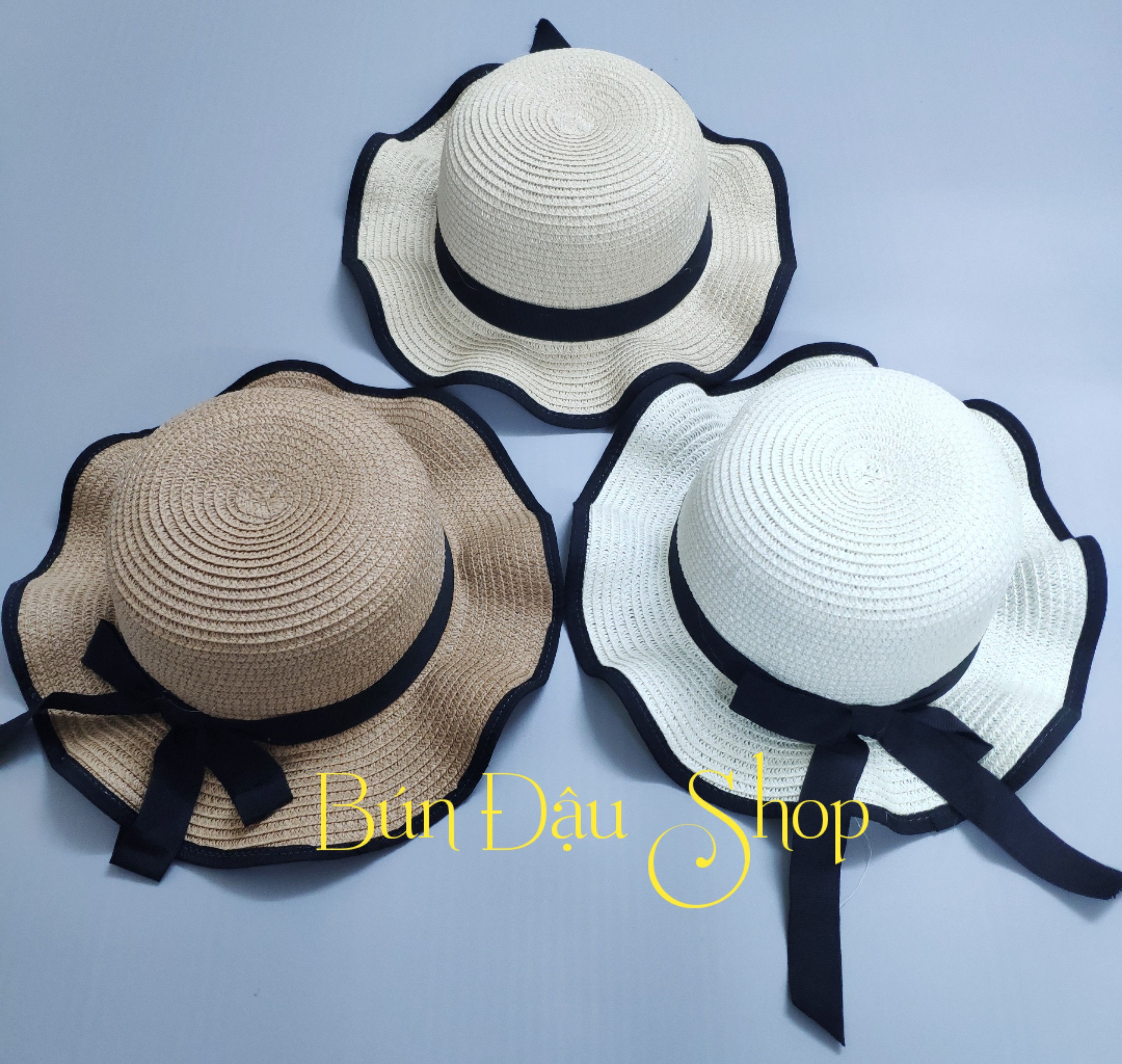 Mũ Cói Vành Sóng Cho Bé Gái (2 - 8 tuổi) <TẶNG 1 Bờm Cài Tóc>