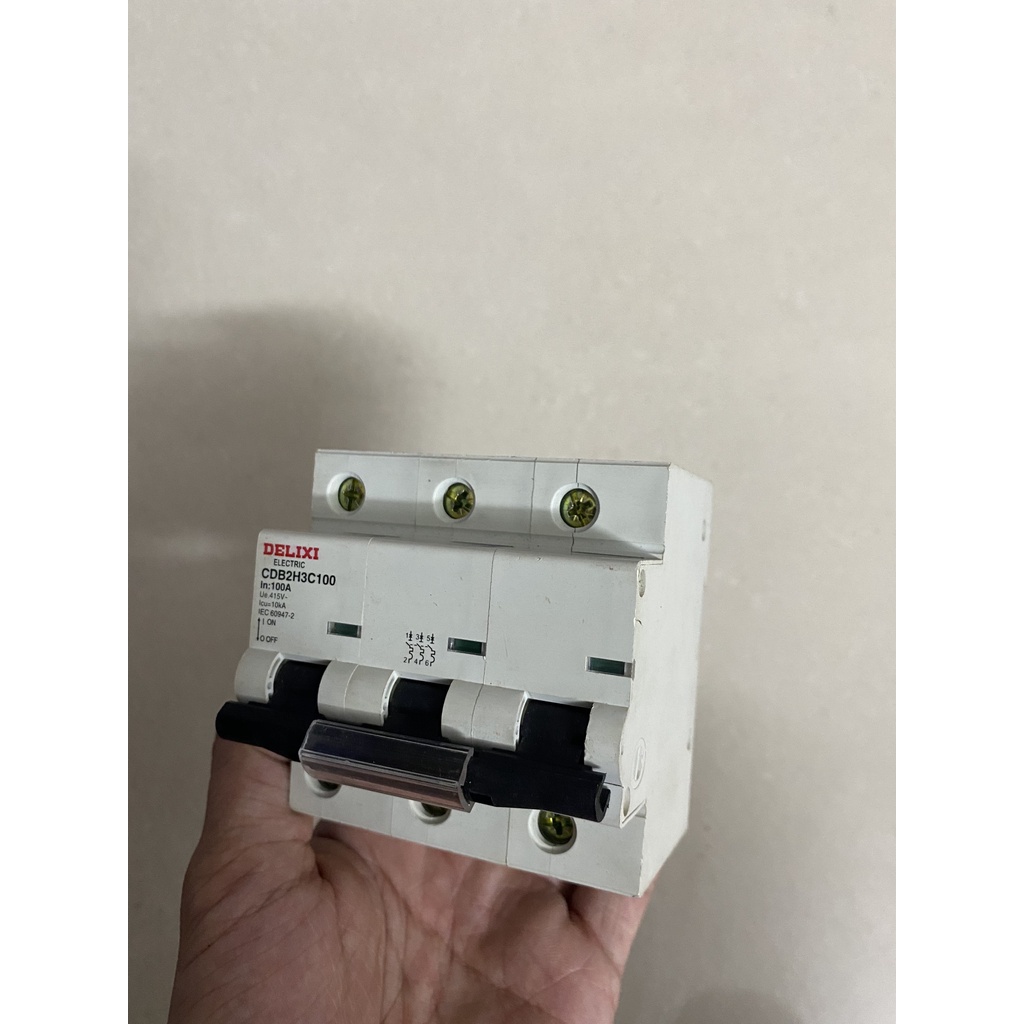 Cầu Dao Tự Động CB 2 Pha, 3 Pha 100A Delixi, Hàng Chất Lượng