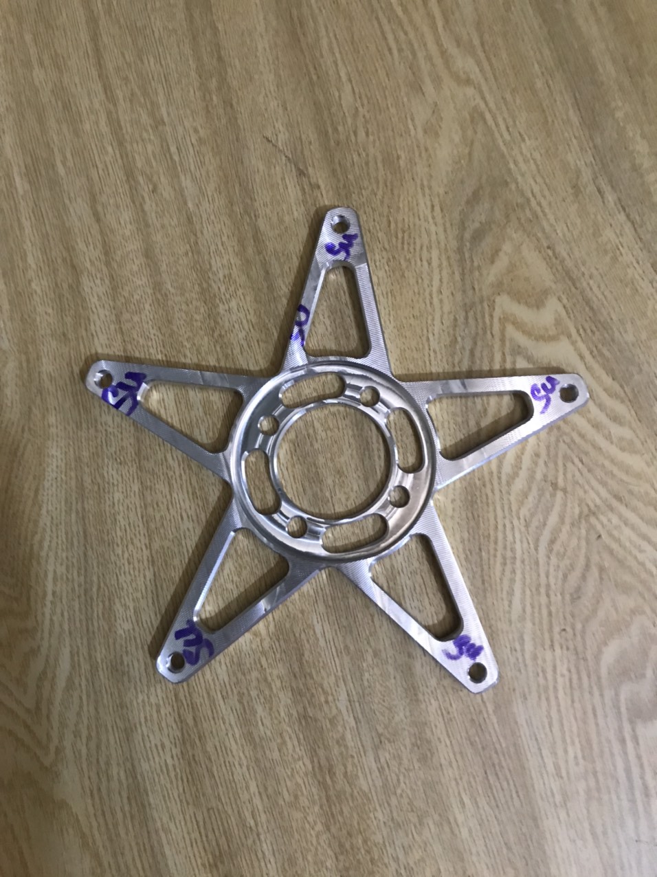 LÒNG ĐĨA NHÔM CNC YAMAHA EXCITER 150 155,HONDA WINNER,SONIC VÀ SUZUKI RAIDER,SATRIA HOẶC DÒNG XE KHÁC LÊN ĐĨA LỚN