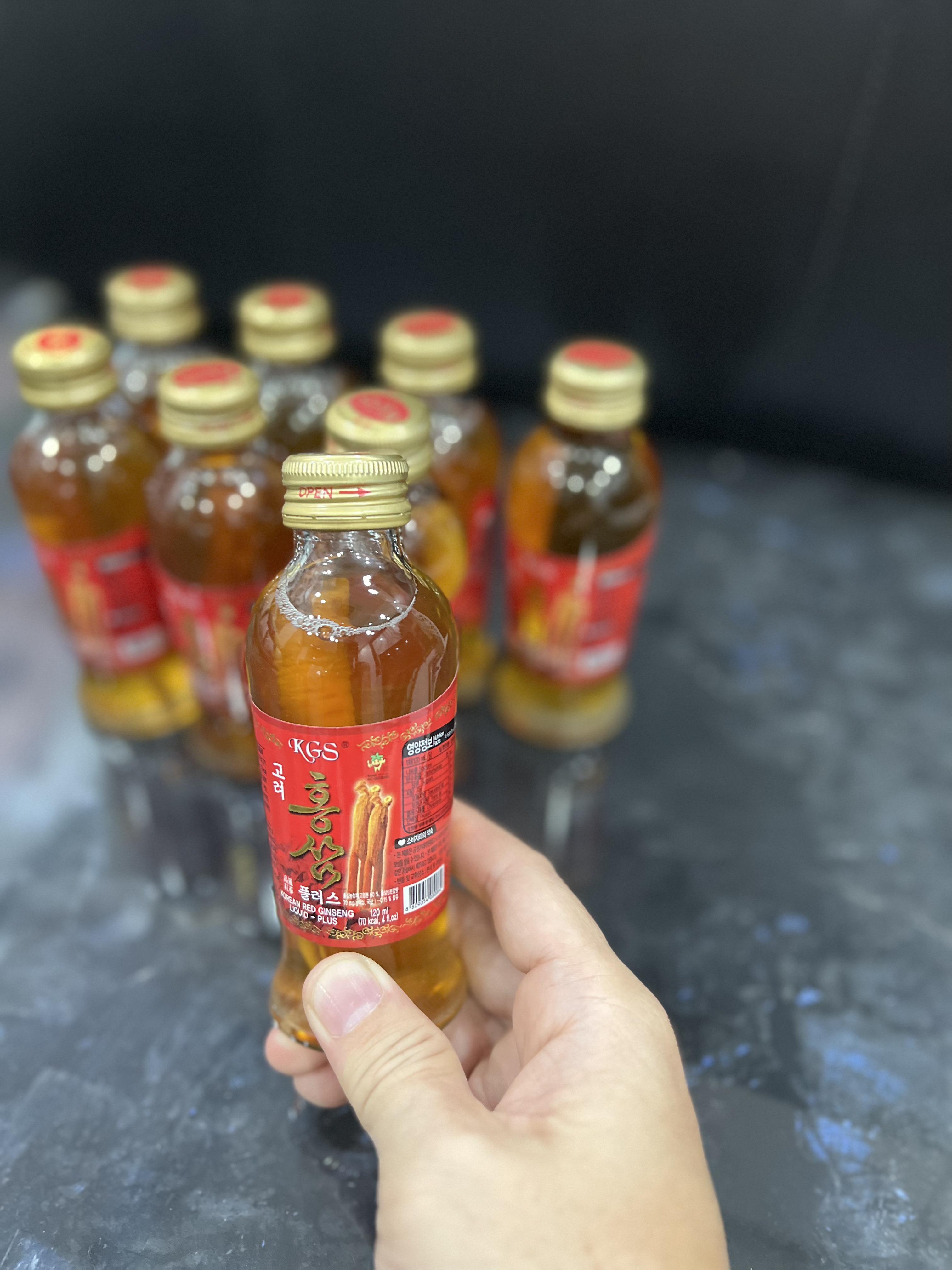 Chai Nước Uống Hồng Sâm ( Có Củ Sâm ) Cao Cấp Hàn Quốc G18 - chính hãng KGS