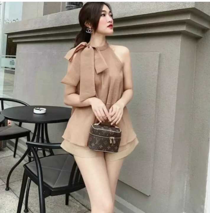 Sét bộ nữ đùi áo cổ yếm kèm quần đùi