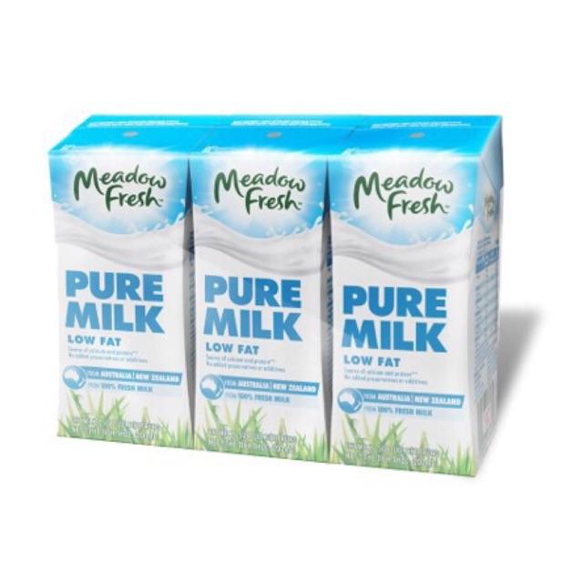 xả date 5/10/24 Thùng sữa Meadow Fresh Low Fat loại 200ml