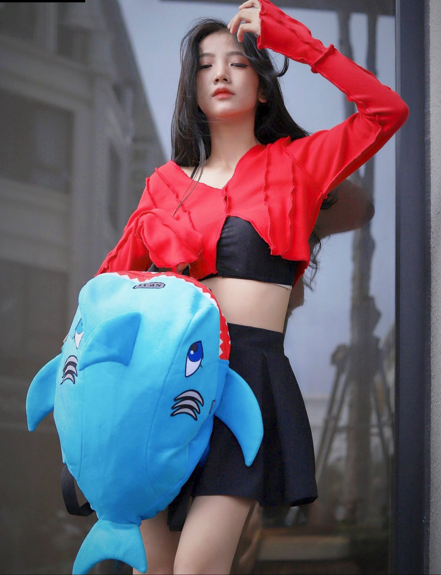 Balo cá mập nhung siêu dễ thương