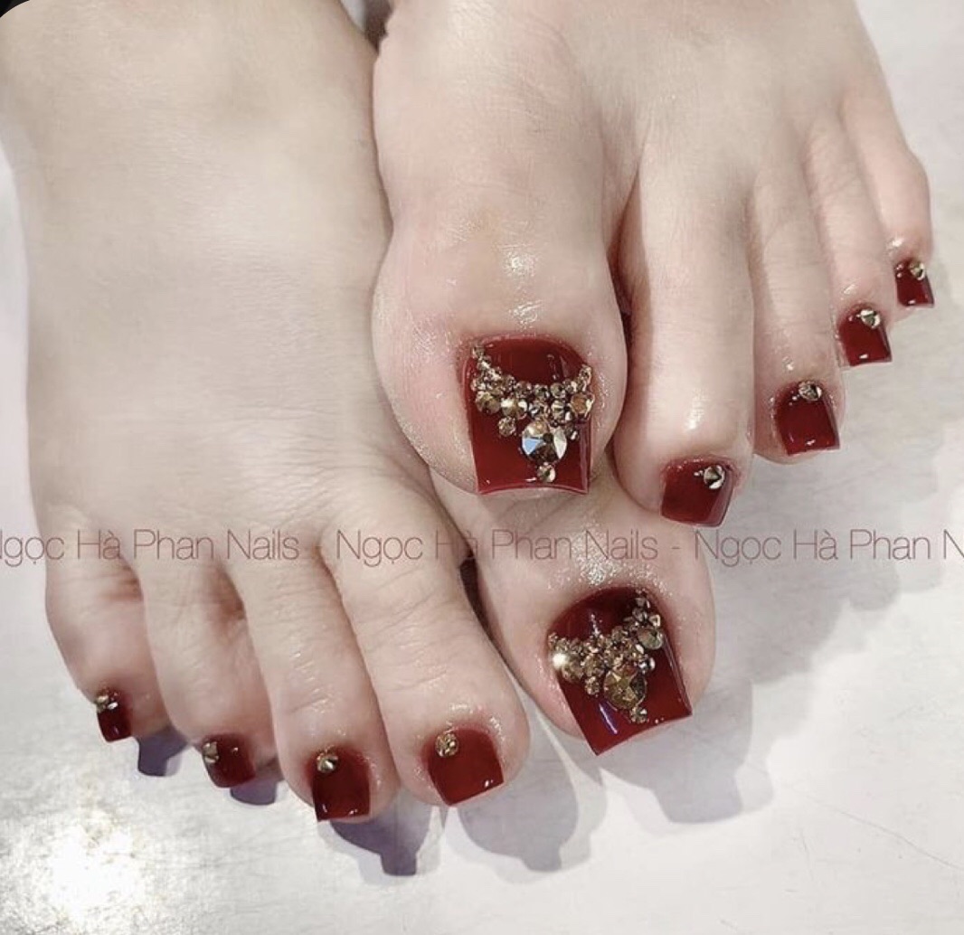 Móng chân giả- nail thiết kế