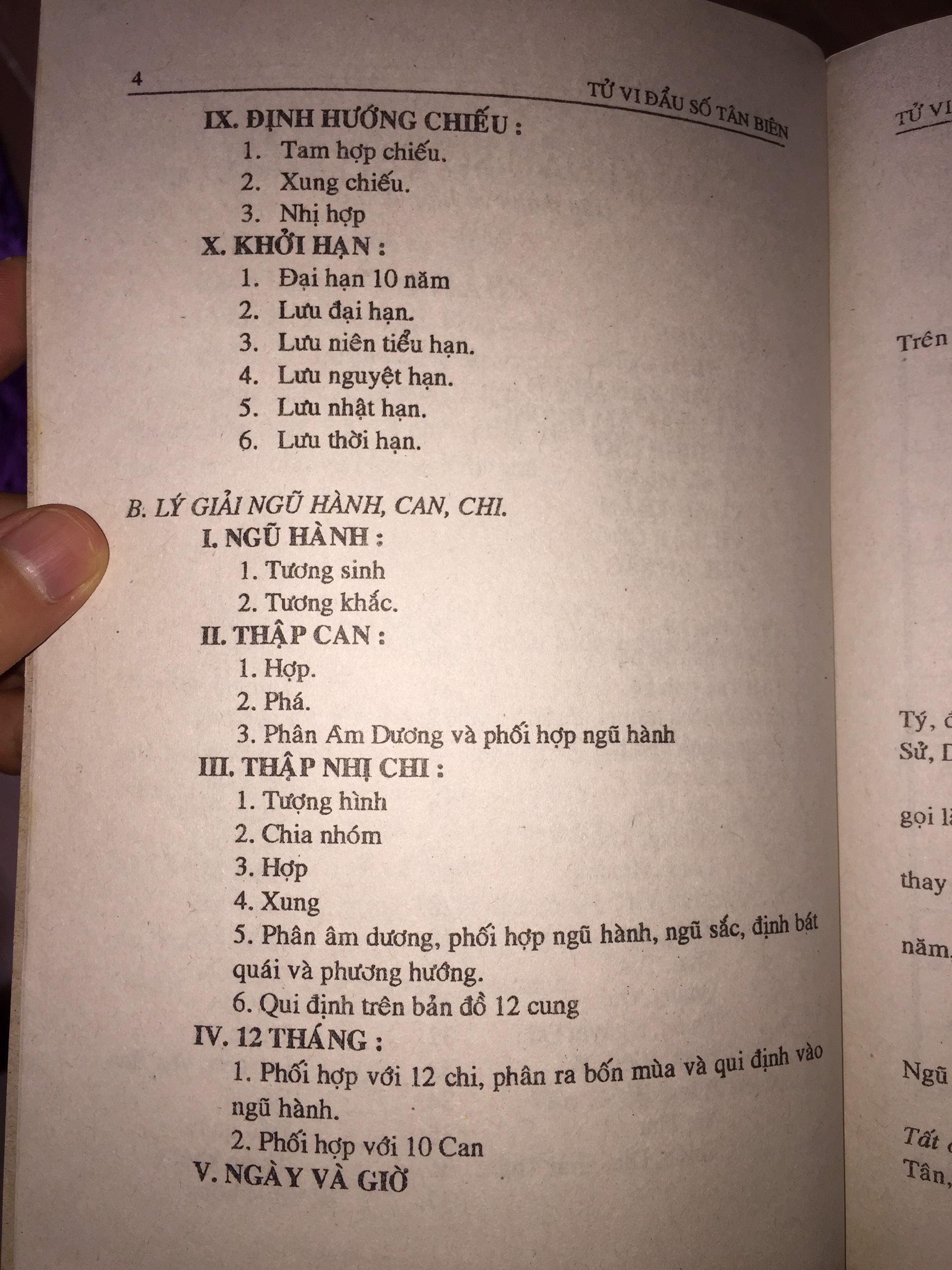 Sách Tử Vi Đẩu Số Tân Biên 427 Trang