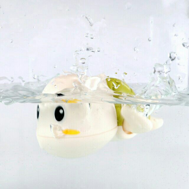 Đồ Chơi nhà tắm 1 Rùa bơi dây cót