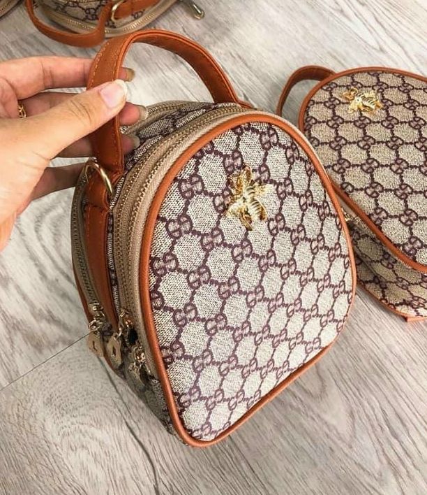 Balo Thời Trang Đeo Chéo Ba Ngăn 3M349