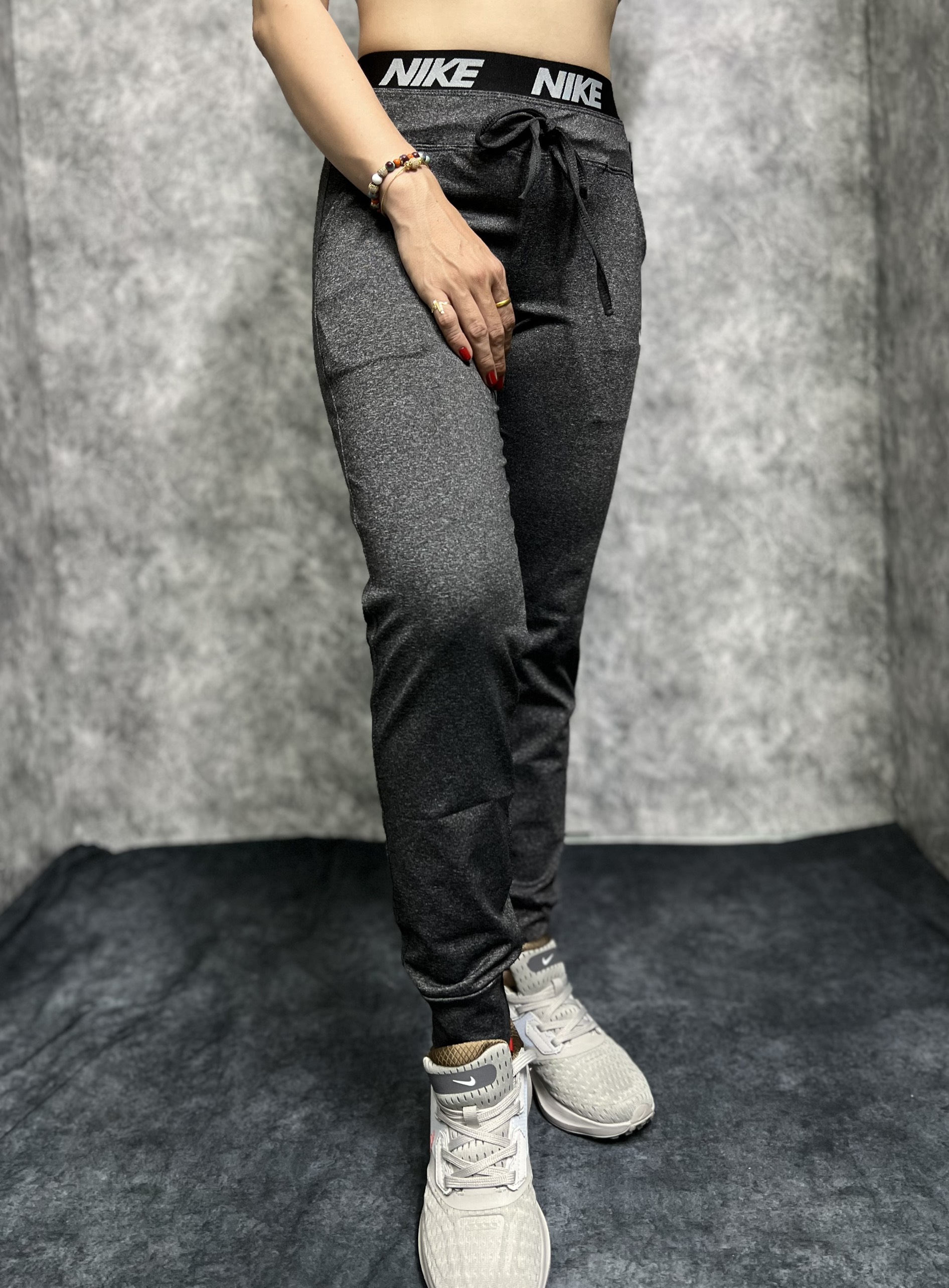 Quần jogger Nữ chất thun co dãn 4 chiều- H7000