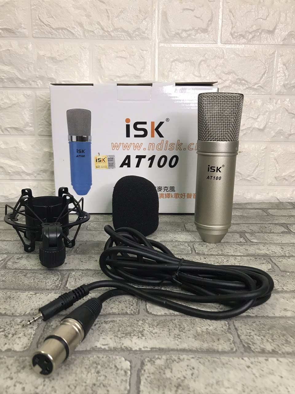 Micro Thu Âm cao cấp ISK AT100