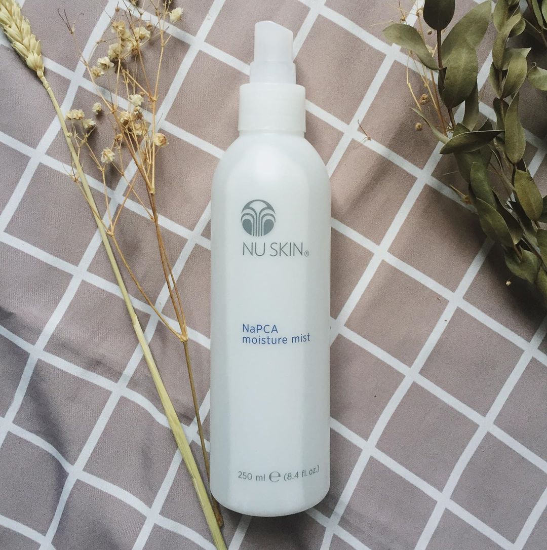 Xịt Khoáng Dưỡng Ẩm Nuskin Napca Moisture Mist (Usa)