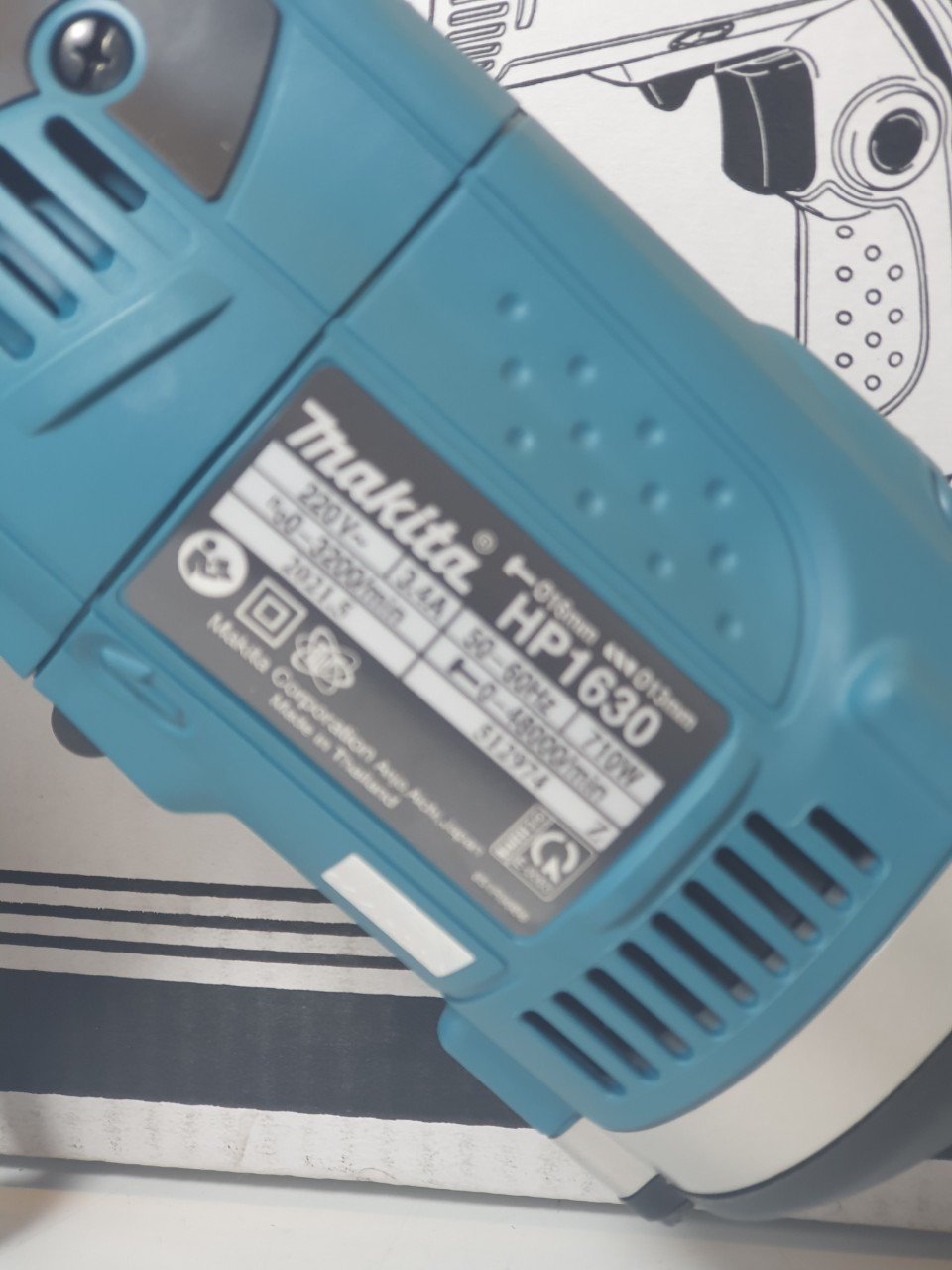 Máy khoan Makita HP1630 (16mm)