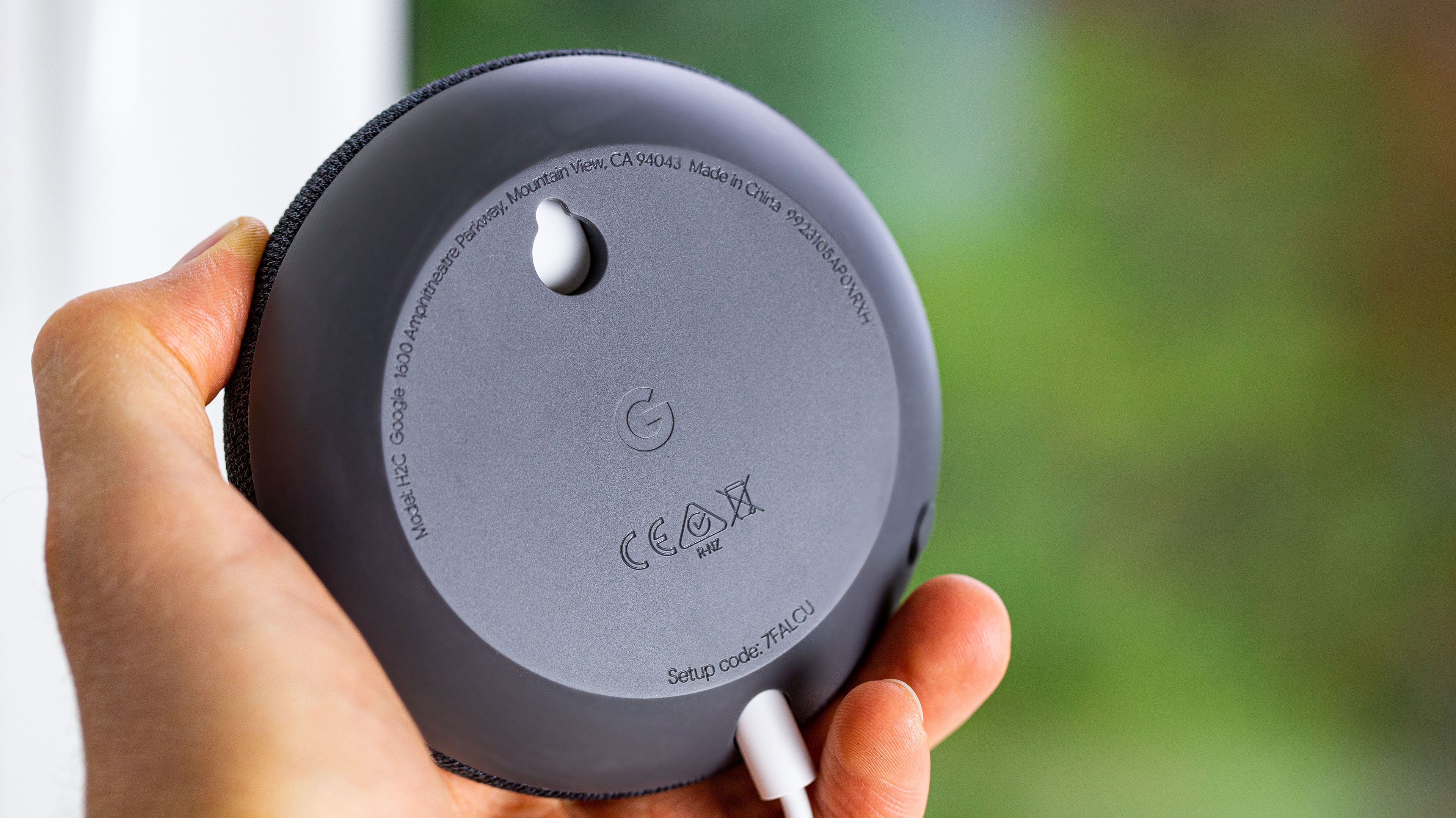 Google Nest Mini - Loa thông minh thế hệ thứ 2 của Google Home Mini