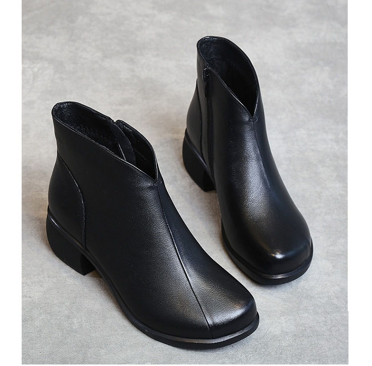 Boots nữ cổ lửng cao gót da trơn phong cách kiểu Châu ÂU
