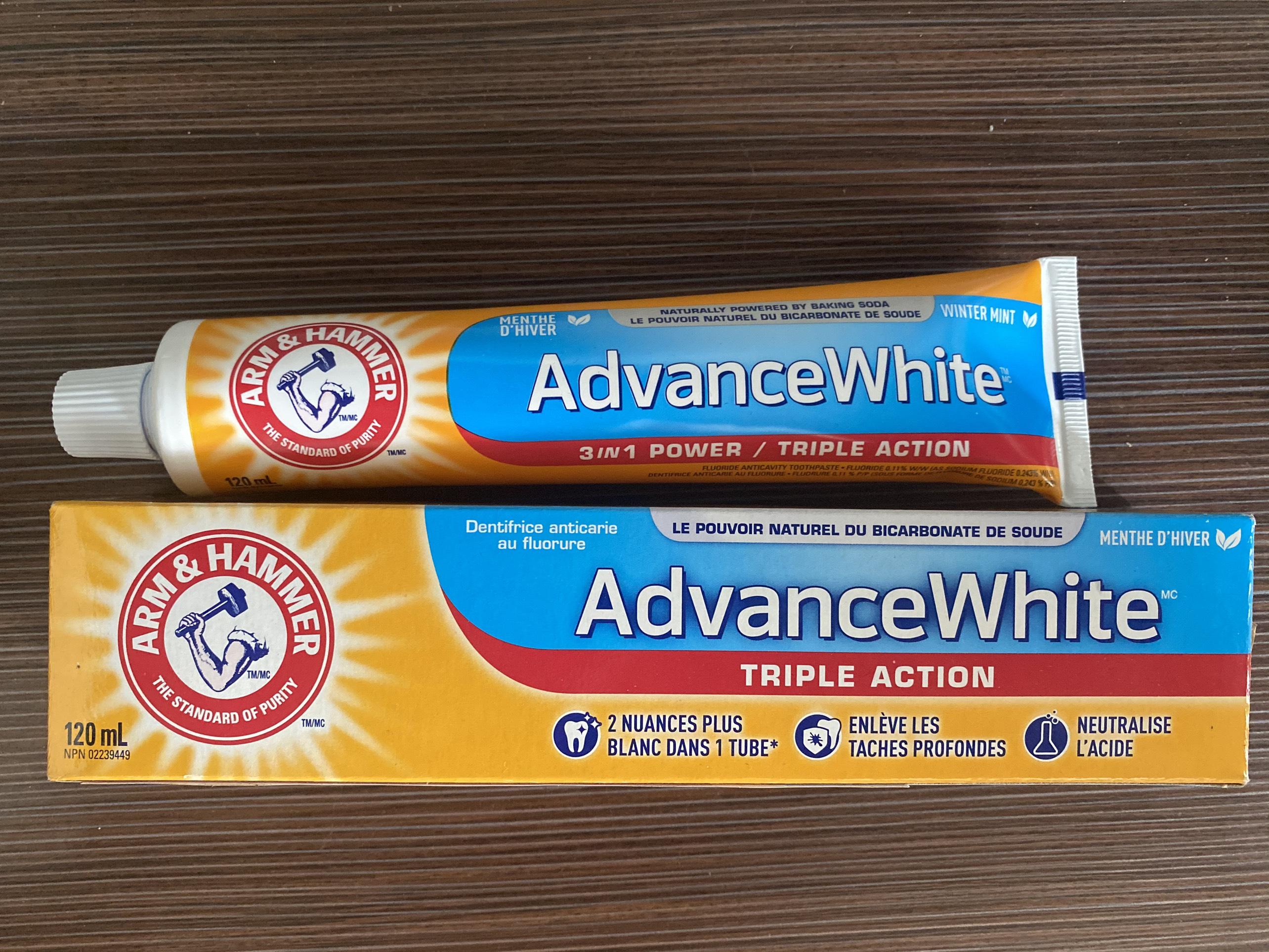 [HCM]kem đánh răng ARM & HAMMER Advance White 3 trong 1 120ml