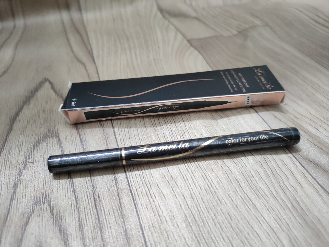 Chì kẻ mắt nước Eyeliner Lameila