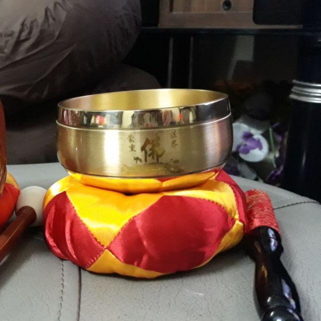 Chuông đồng chiêng đồng vàng