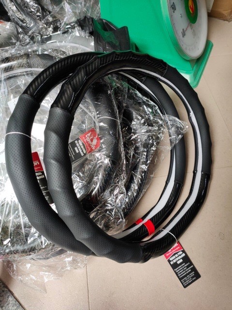 (Trơn xoắn) Bọc vô lăng carbon chữ D cut cho xe elantra, kia , Seltos, Suzuki XL7