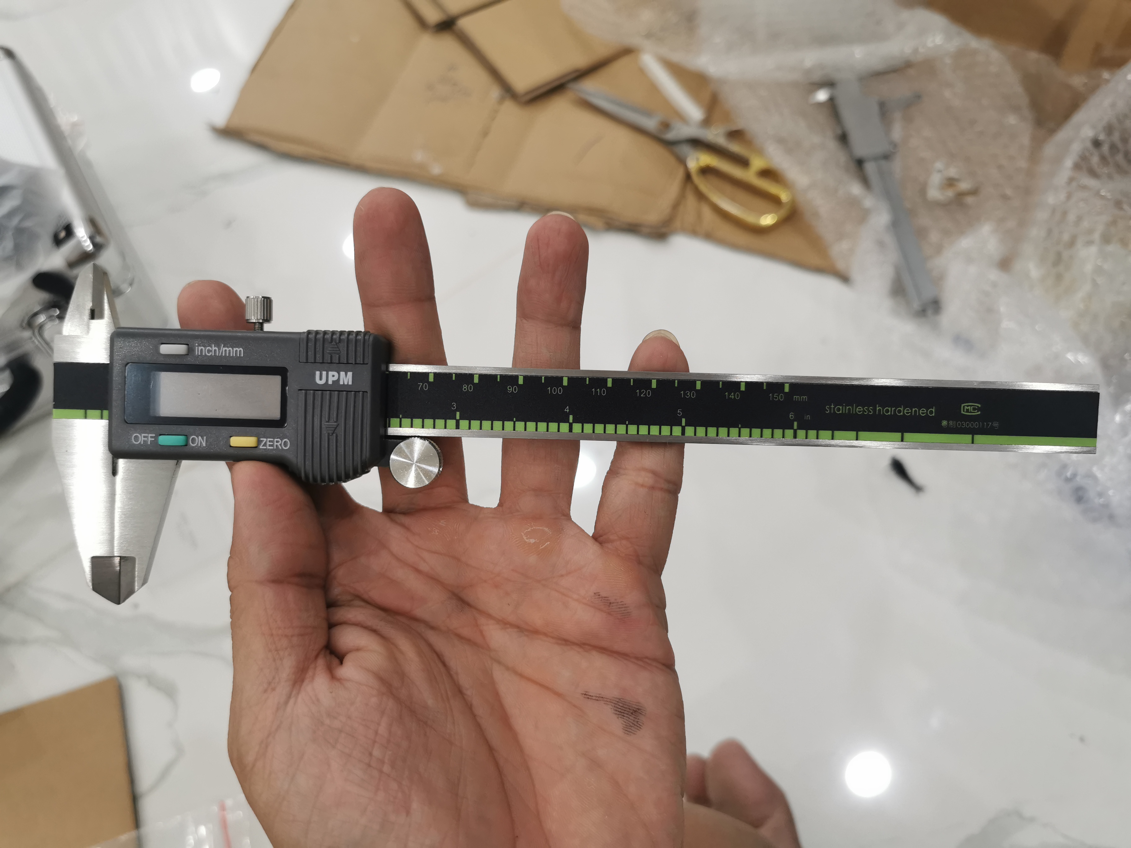 Thước kẹp điện tử hàng nội địa Trung 150mm