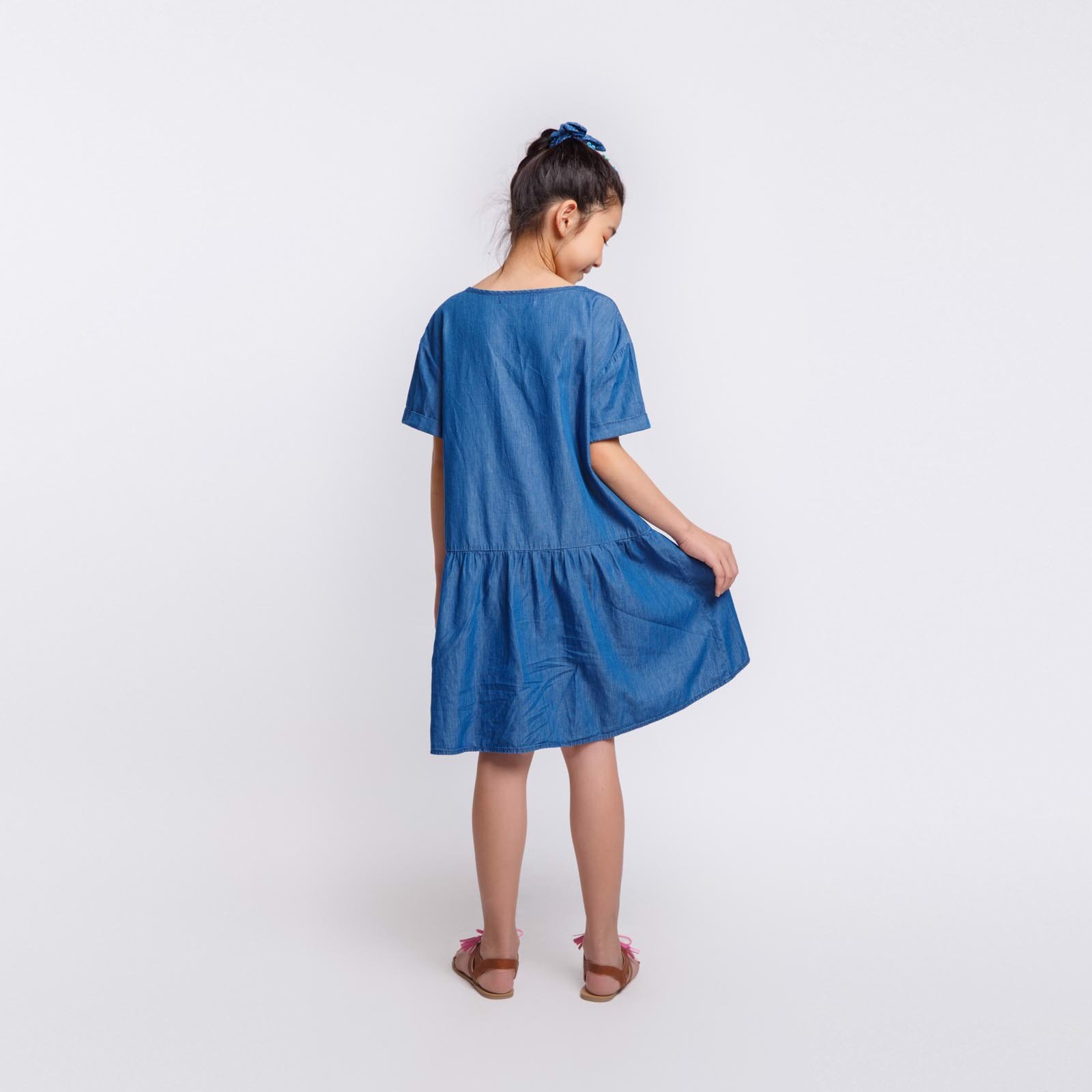 Áo đầm bé gái Denim w. Ruffle