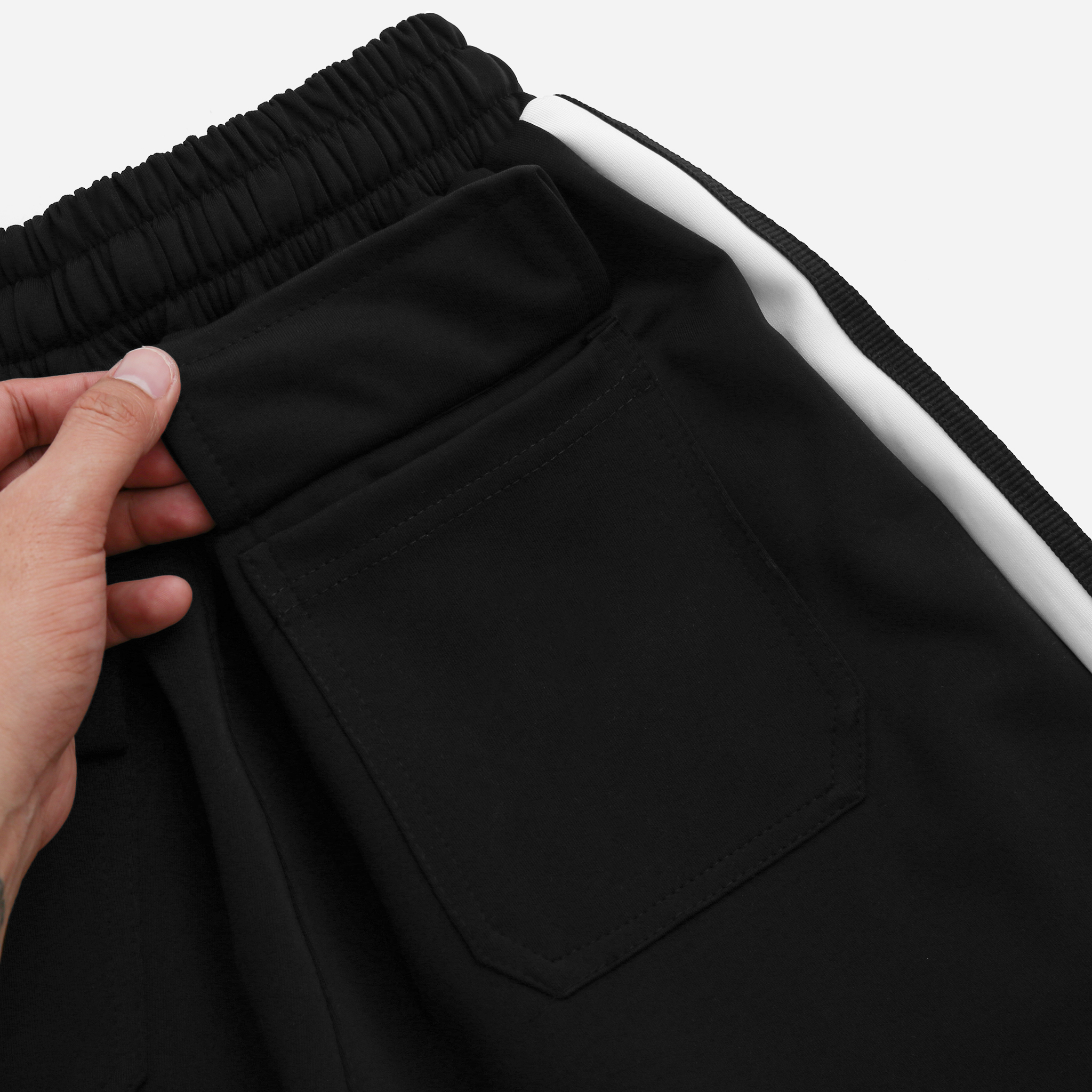 Quần short 2 sọc unisex nam nữ thể thao vải poly 2 da 4 chiều BeWay