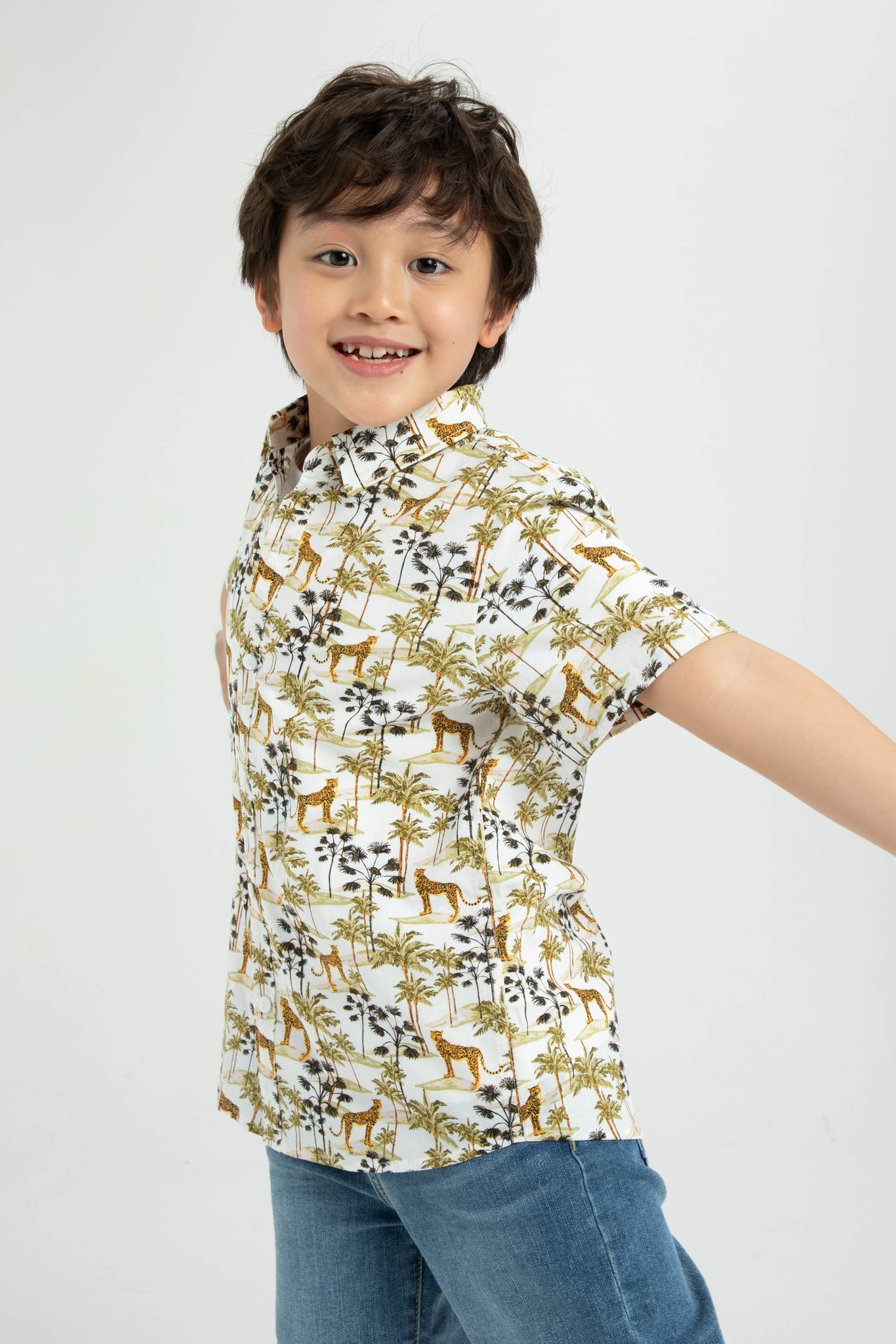 Áo bé trai họa tiết IVY moda MS 16K1209