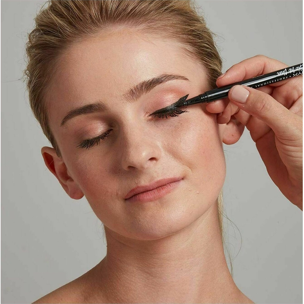 Bút Dạ Kẻ Mắt NYX Epic Ink Liner