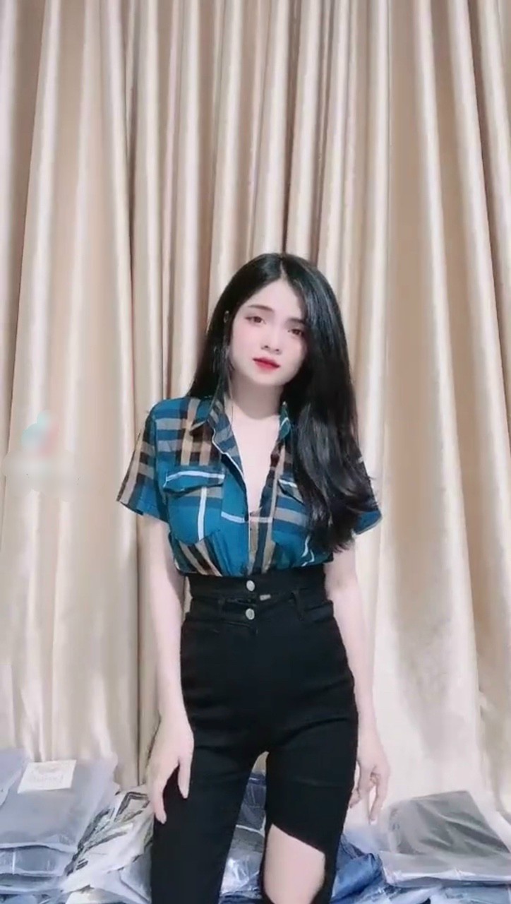 [HCM]Áo sơ mi bbr tay ngắn sọc nhỏ