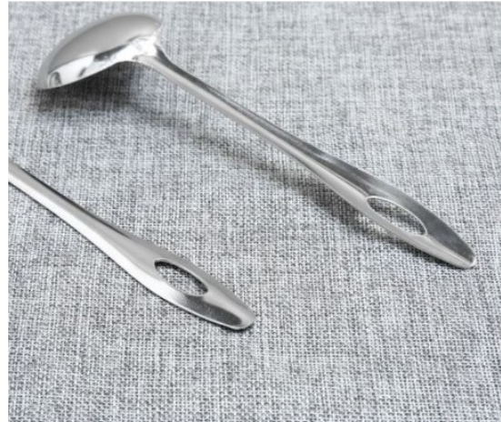 Vá Canh Vá lẩu Inox Cán Dài Dày