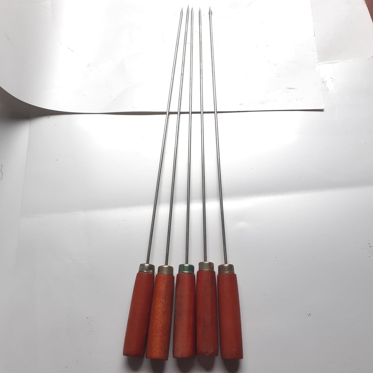 Combo 5 xiên nướng thịt inox 60cm chuôi gỗ
