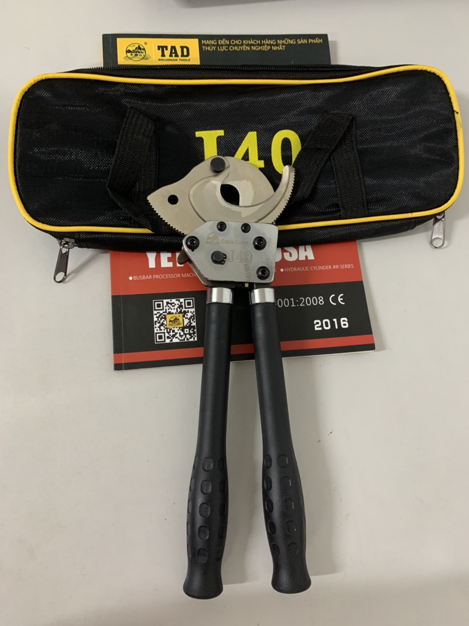Kìm cắt cáp nhông J40