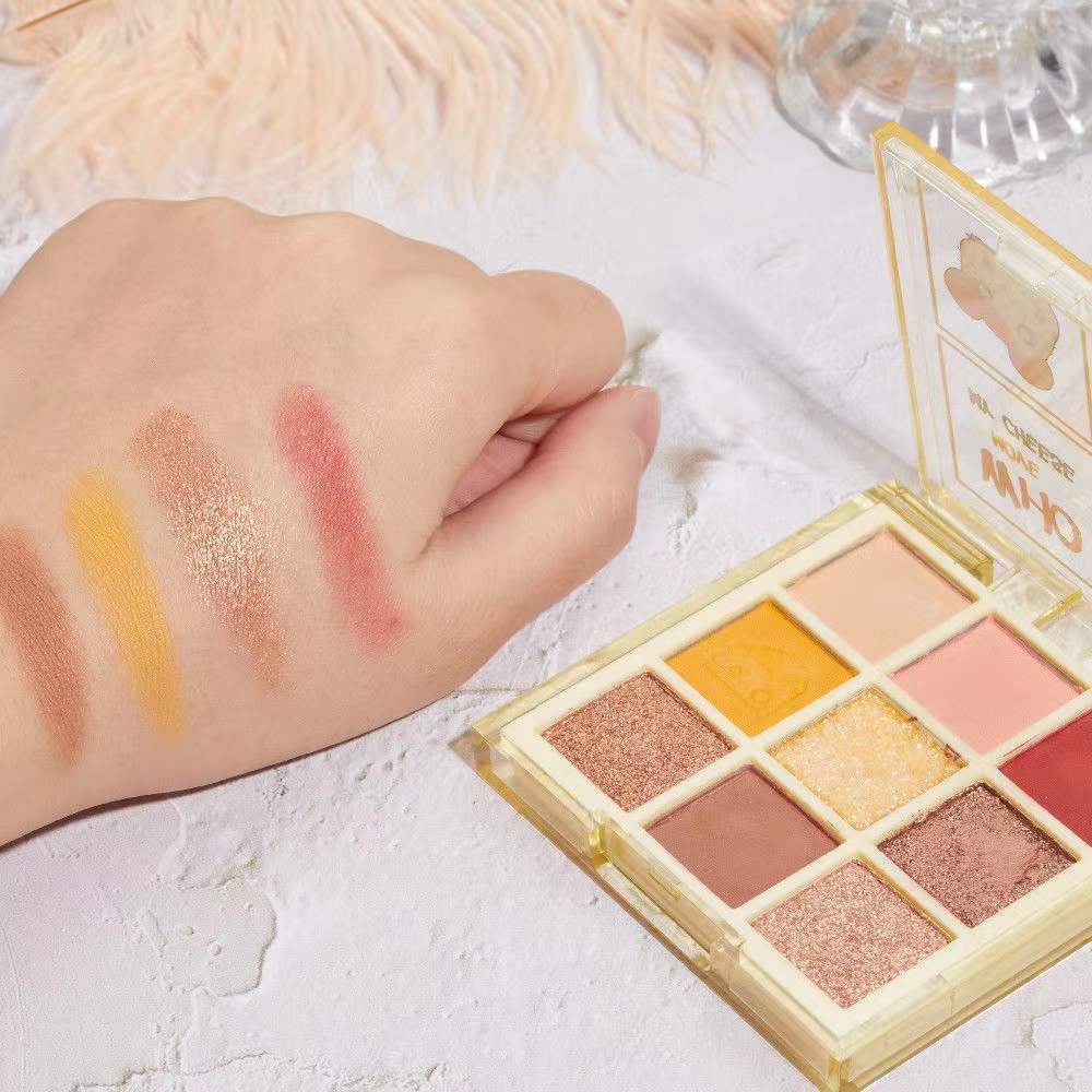 9 Colors Eyeshadow Palette